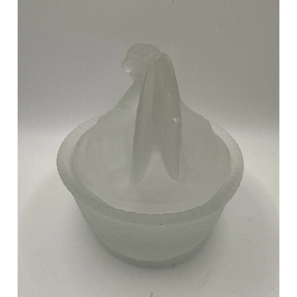 Vintage Westmoreland Frosted Glass Hen on Nest Covered Candy Dish 7